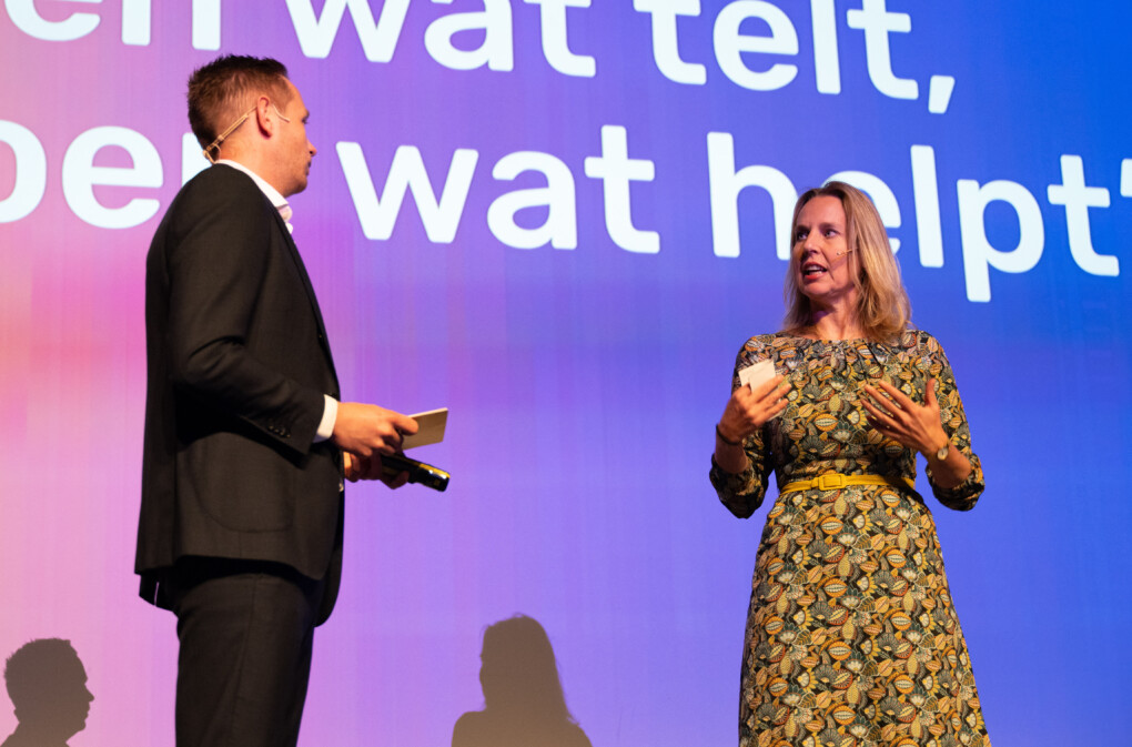 Dagvoorzitter Jomark Kool en directeur-bestuurder Esther de Leeuw (BIDN)